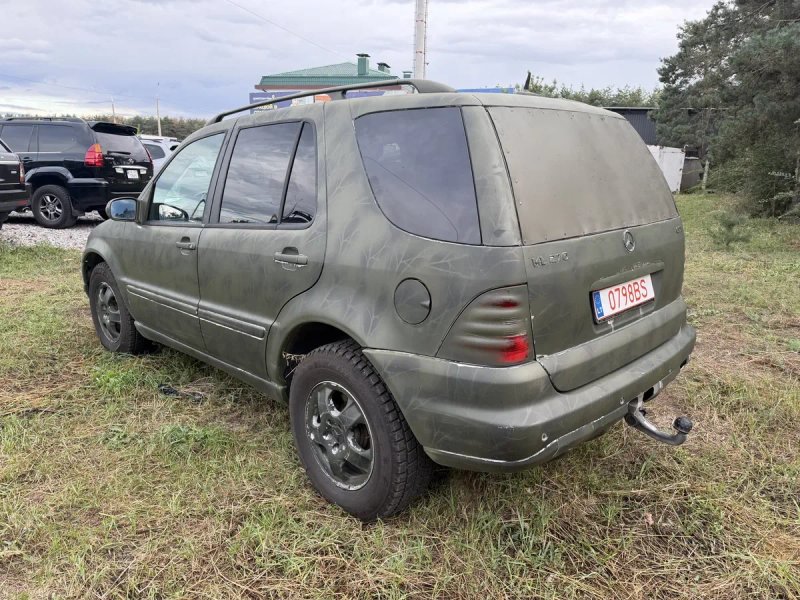 Mersedes benz ml 270 автомат 4х4 — фото 3
