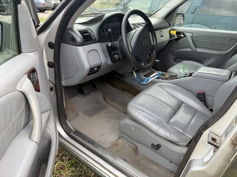 Mersedes benz ml 270 автомат 4х4 — фото 7