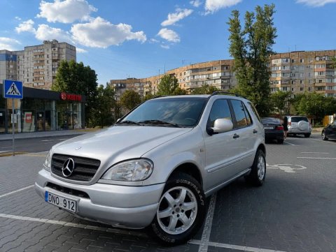 Мерседес МЛ 270