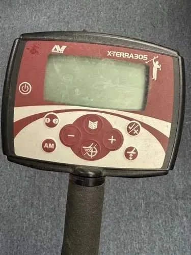 Металошукач Minelab X-Terra 305