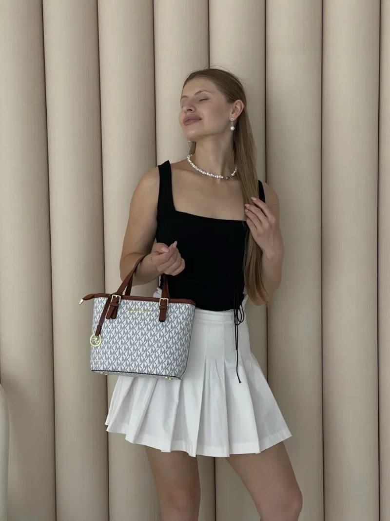 Michael Kors Jet Set Travel Extra-Small Top-zip Tote — фото 2