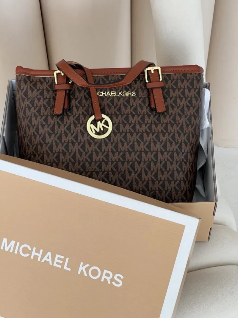 Michael Kors Jet Set Travel Extra-Small Top-zip Tote — фото 6