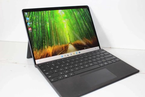 Microsoft Surface Pro 9 i5/16Gb/256Gb/512Cb