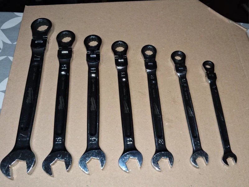 Milwaukee MAXBITE набір метричних ключів з тріскачкою і шарніром  7 шт. (4932478557) — фото 4