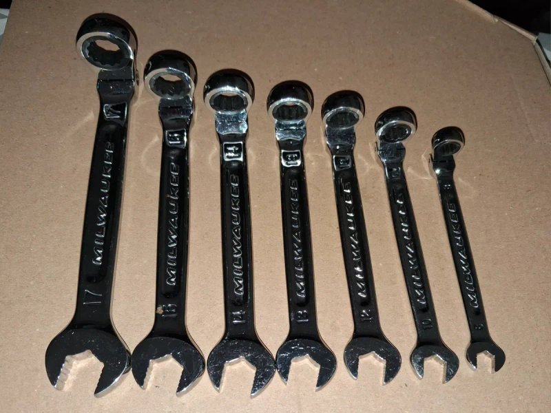 Milwaukee MAXBITE набір метричних ключів з тріскачкою і шарніром  7 шт. (4932478557) — фото 6