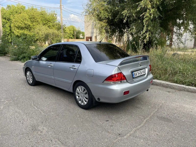 Mitsubishi Lancer 2008 1.6 Автомат — фото 7