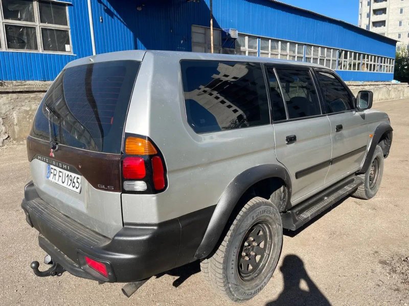 Mitsubishi Pajero Sport ( Містубісі Паджеро спорт) 2,5 дизель 2004 рік Повний привід 4Х4 Гарний позашляховик — фото 5