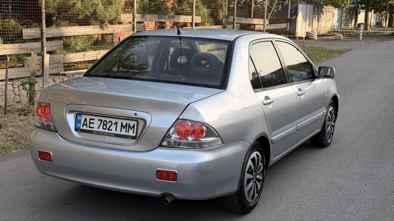 Митсубиси Лансер 9, авто без вложеий, 1.6 автомат! — фото 2