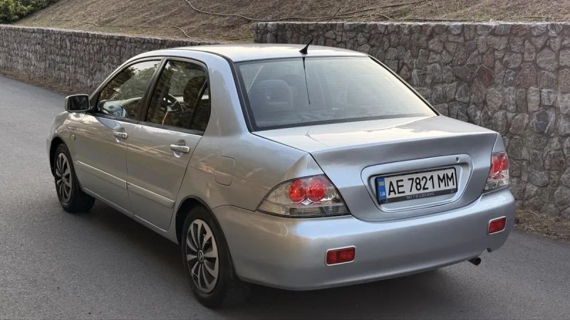 Митсубиси Лансер 9, авто без вложеий, 1.6 автомат! — фото 6