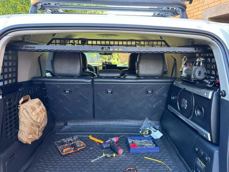 MOLLE панелі на вікна багажника Toyota FJ Cruiser органайзер багажника — фото 3