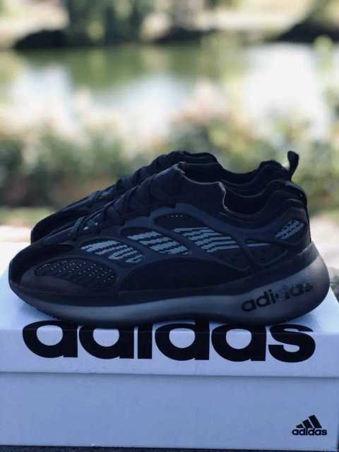 Молодежные Красовки в  школу 36,37,38,39,40 ,42 Adidas мужские кроссовки адидас Adidas Yezzy Boost Black мужские Осень 2026 / мужские изики черные
