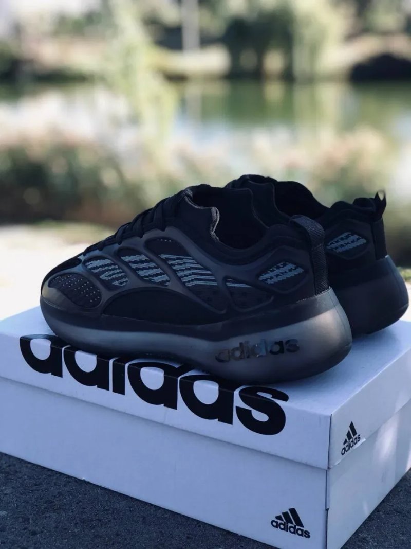 Молодежные Красовки в  школу 36,37,38,39,40 ,42 Adidas мужские кроссовки адидас Adidas Yezzy Boost Black мужские Осень 2026 / мужские изики черные — фото 4