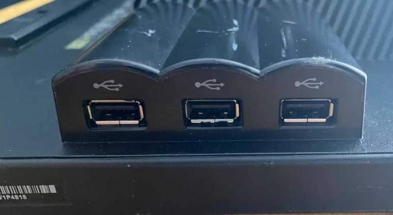 Монітор 23" Lenovo ThinkVision LT2323Pwa FullHD DP/DVI/VGA USB-Hub — фото 5
