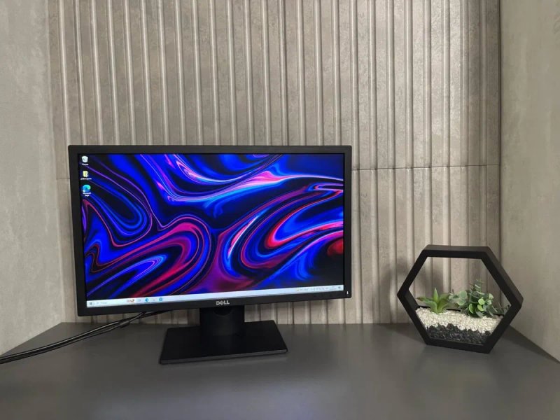 Монітор DELL 24 дюйми — фото 4