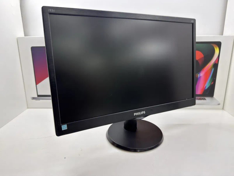Монітор Philips 193v5L / 18.5" (1366х768) TN/1x VGA — фото 2