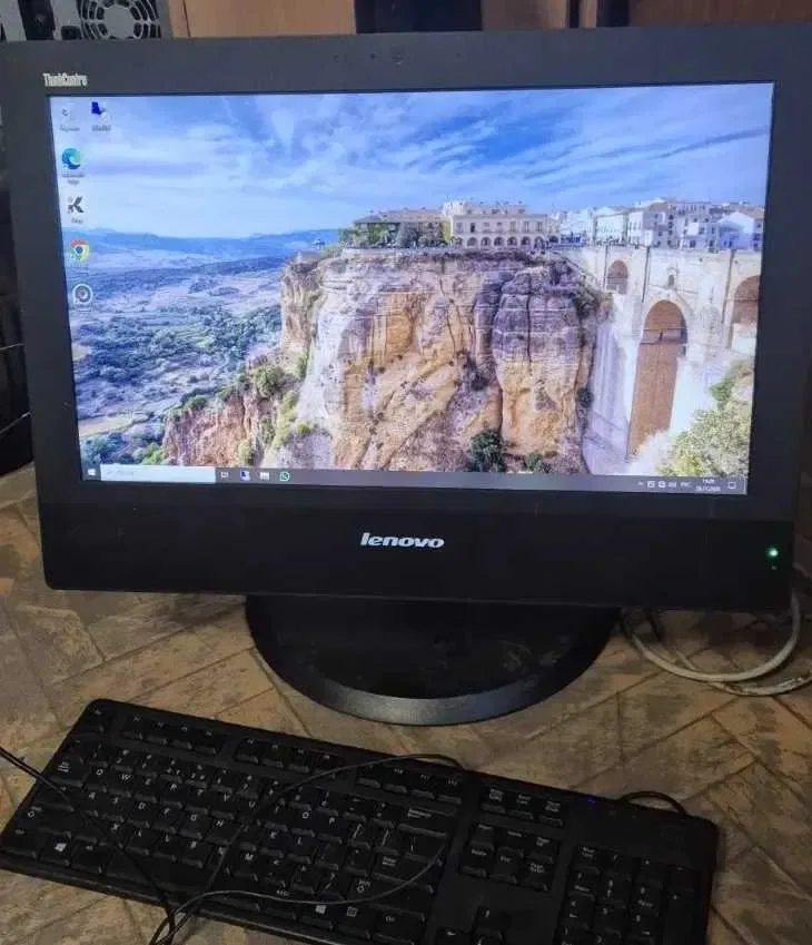 ‼️Моноблок Lenovo ThinkCentre M73z AIO 20" i3-4130 / 4GB / 120SSD‼️ — фото 3