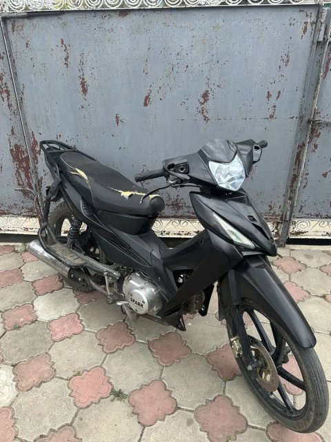 Мопед Spark 110, на ходу, полуавтомат, срочно.