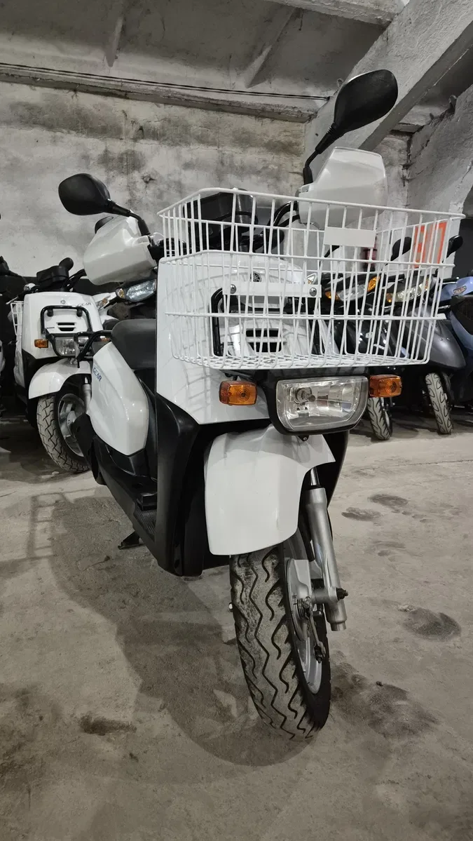 Мопед Yamaha  Gear UA08 з контейнера — фото 2