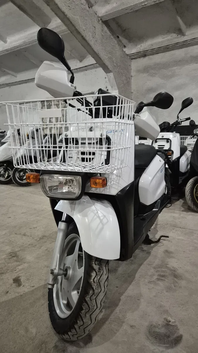 Мопед Yamaha  Gear UA08 з контейнера — фото 3