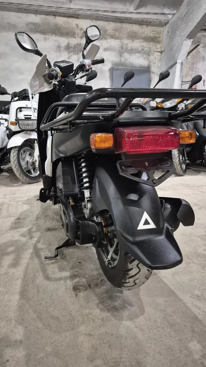 Мопед Yamaha  Gear UA08 з контейнера — фото 7
