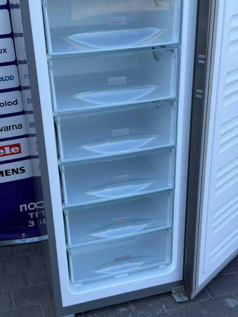 Морозильна камера б/в  MIELE  185/60/60  Металік нержавійка  No Frost #08439 — фото 7