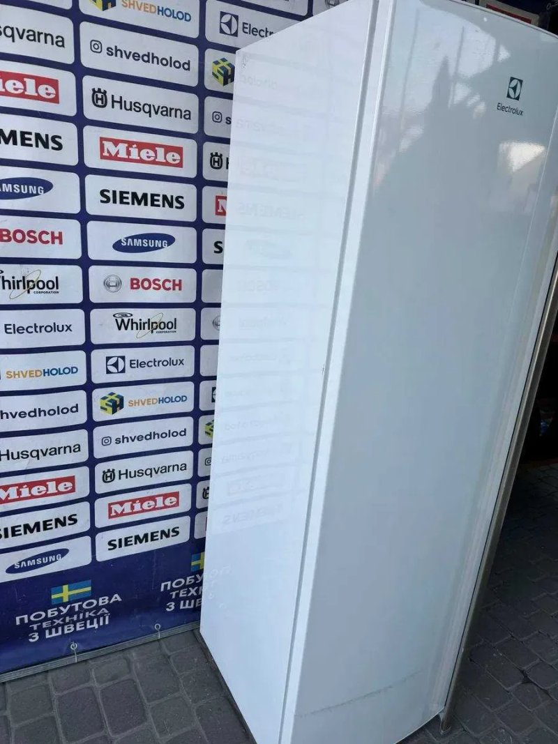 Морозильна камера Electrolux б/в 185cм металік суха заморозка #07431 — фото 2
