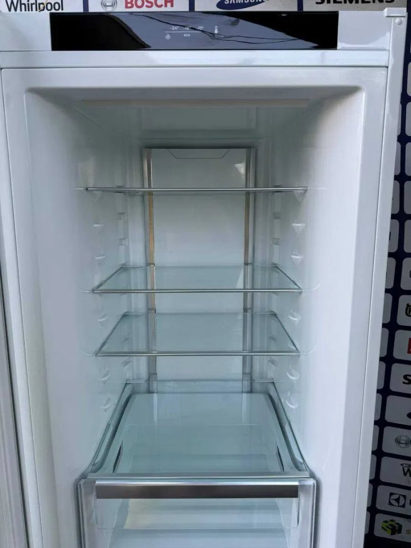 Морозильна камера Electrolux б/в 185cм металік суха заморозка #07431 — фото 5
