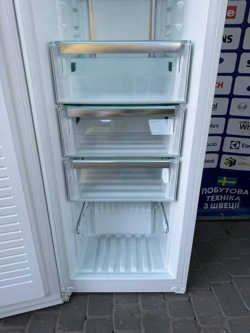 Морозильна камера Electrolux б/в 185cм металік суха заморозка #07431 — фото 6