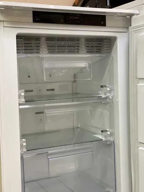 Морозильна камера Ikea FRYSA 1,8 м No Frost б/в .Гарантія. Занос Німеччина. Самовивіз — фото 3
