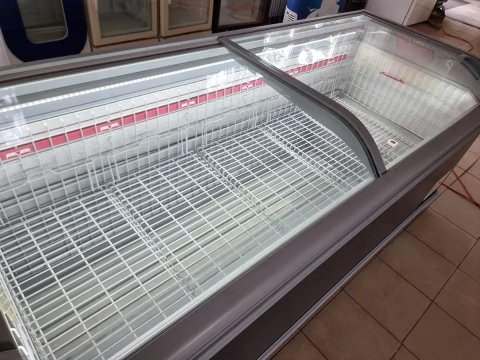 Морозильна ларь боннета вітрина AHT Maimi 210(u)L VSAD