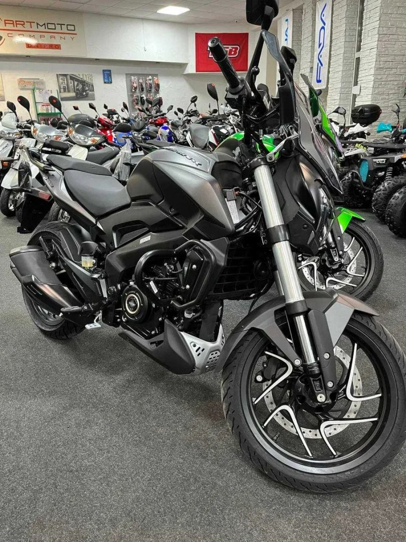 Мотоцикл Bajaj Dominar 400 — фото 6