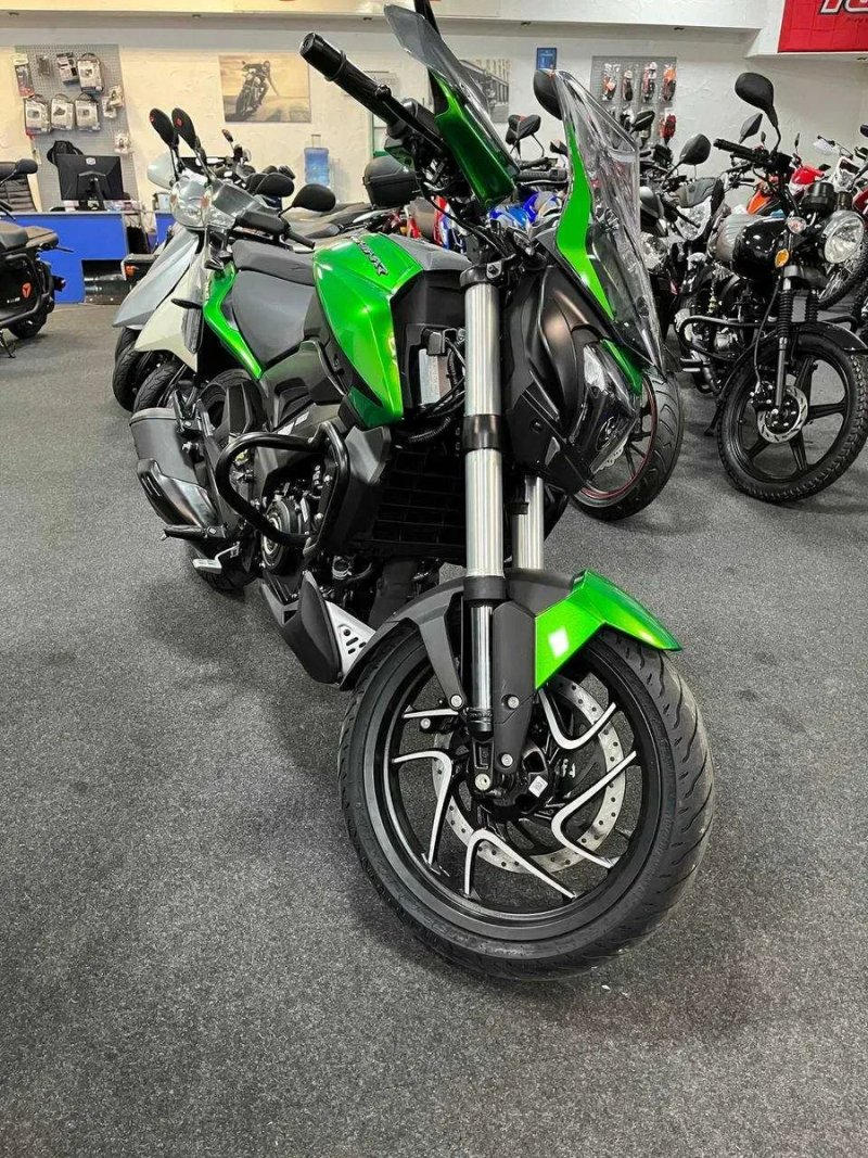Мотоцикл Bajaj Dominar 400 — фото 7
