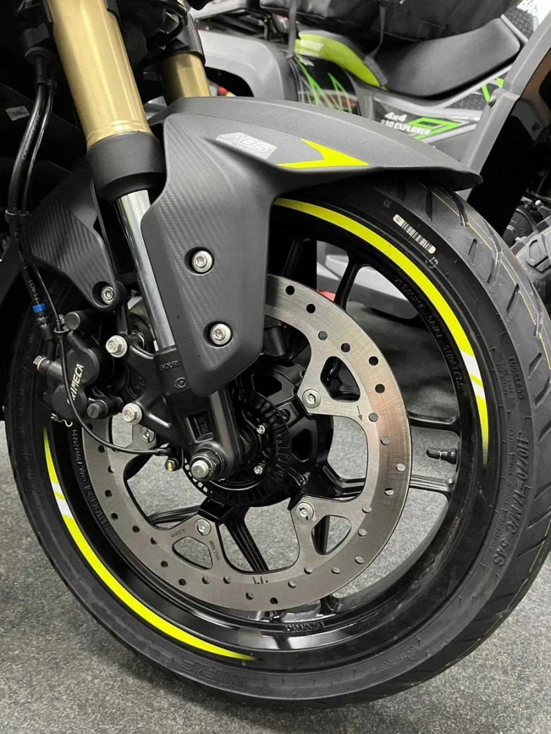 Мотоцикл Bajaj Pulsar NS 400 — фото 6