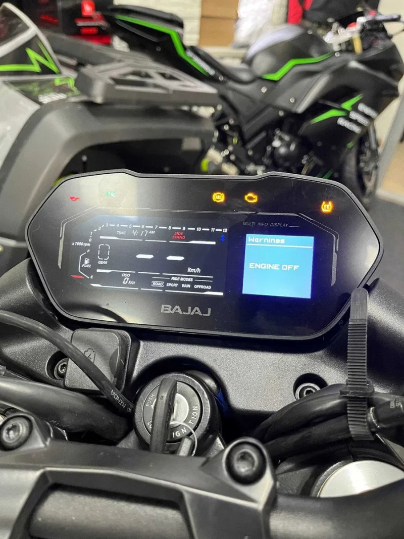Мотоцикл Bajaj Pulsar NS 400 — фото 8