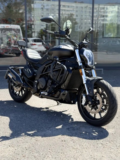 Мотоцикл Benelli 502c 2021