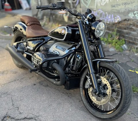 Мотоцикл BMW R18 2021 рік