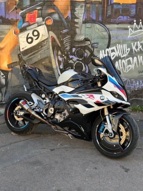 Мотоцикл BMW S 1000 RR 2023 рік