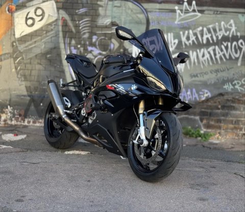 Мотоцикл BMW S1000 RR 2024 рік