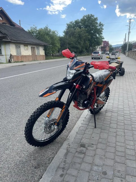 Мотоцикл BSE J10
