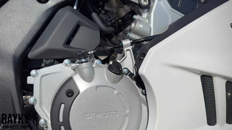 Мотоцикл CFMOTO 675SR-R — фото 5