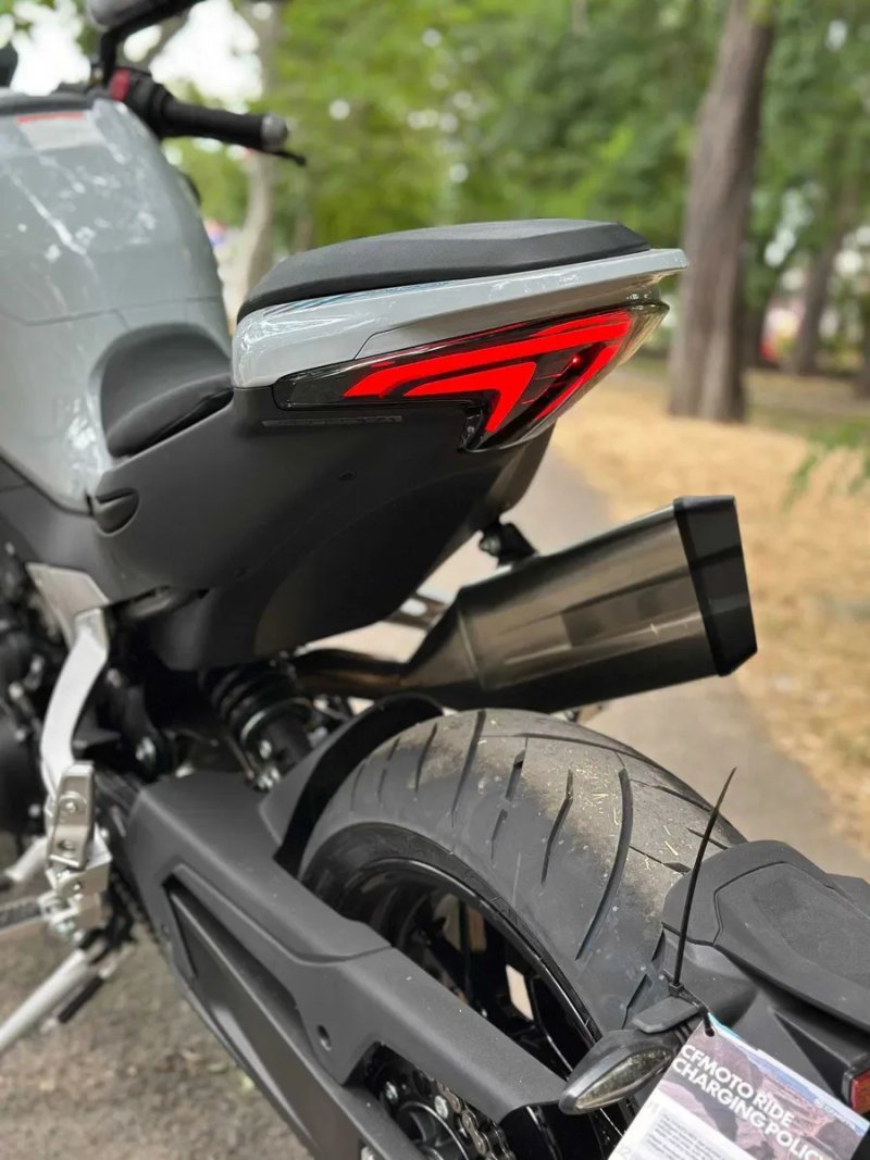 Мотоцикл CFMOTO 800NK Advanced — фото 7