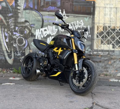 Мотоцикл Ducati Diavel 1260 S 2022 рік