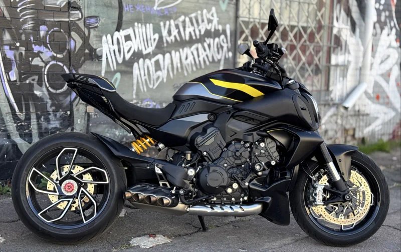 Мотоцикл Ducati Diavel V4 2026 року — фото 3