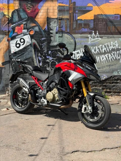 Мотоцикл Ducati Multistrada Pikes Peak V4 2025 рік