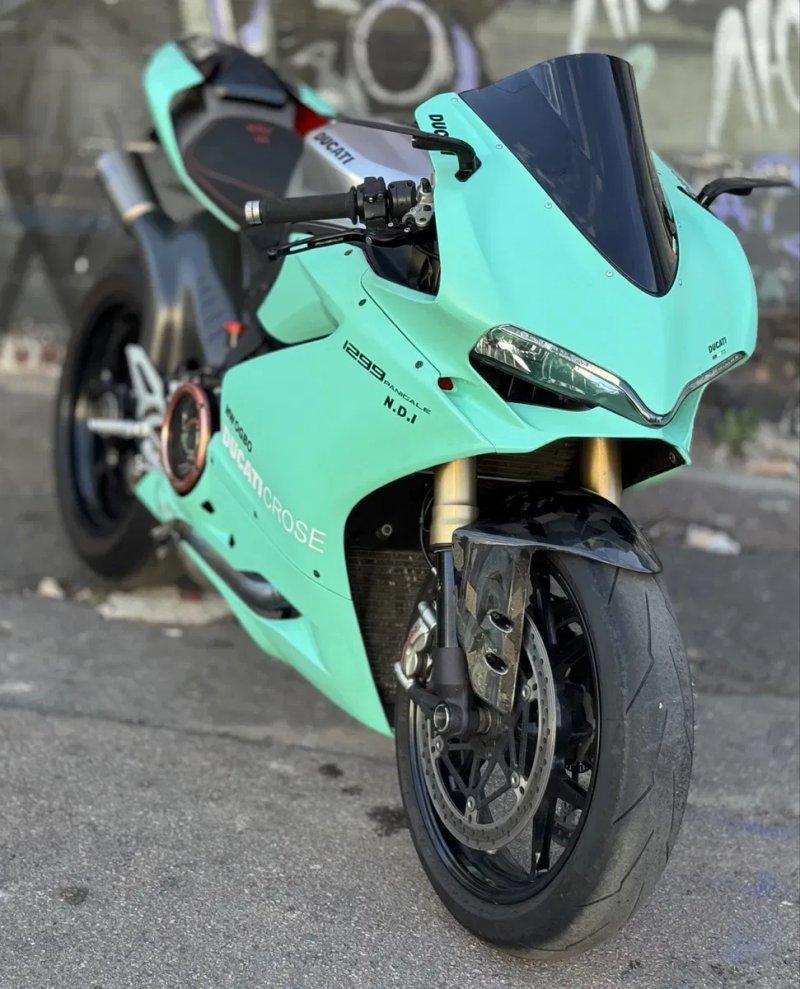 Мотоцикл Ducati Panigale 1299 2015 рік — фото 2