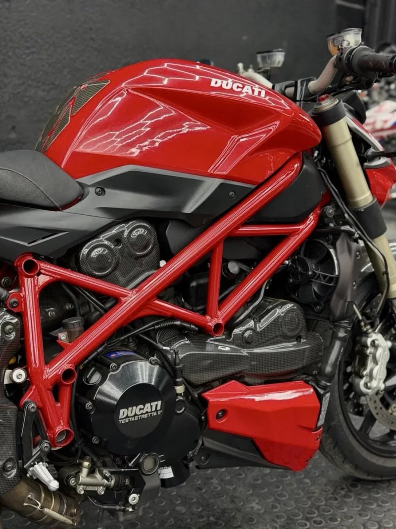 Мотоцикл Ducati Streetfighter 848 2013 рік — фото 3