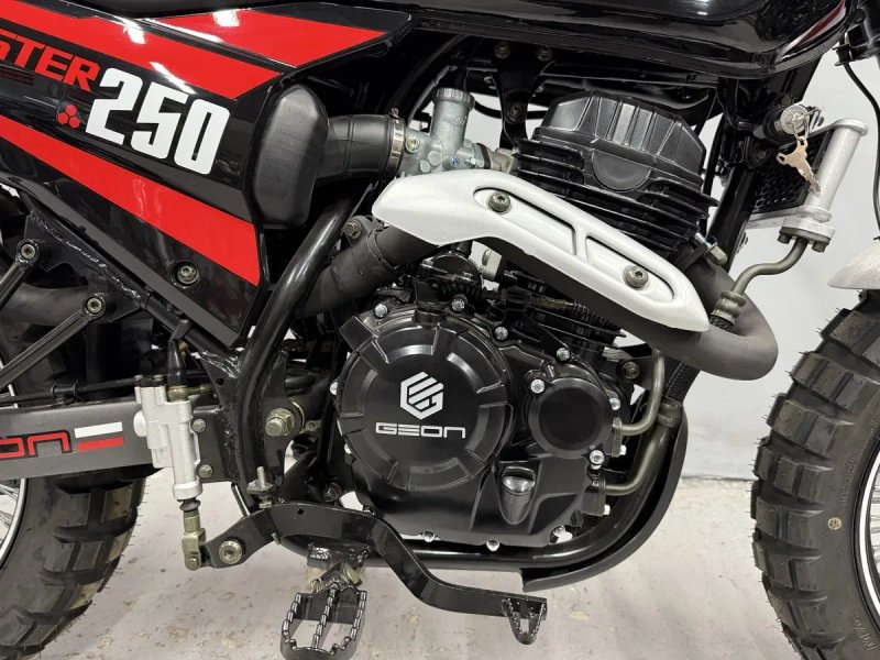 Мотоцикл GEON ROCKSTER 250 FE On-Road — фото 5
