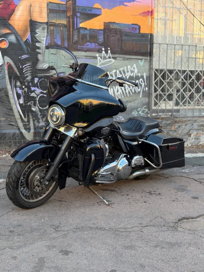 Мотоцикл Harley-Davidson Electra Glide 2009 рік — фото 7