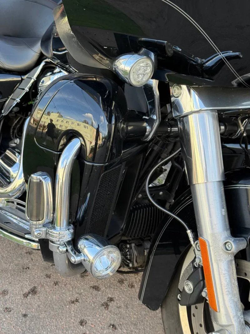 Мотоцикл Harley-Davidson Road Glide Ultra 2017 рік — фото 3