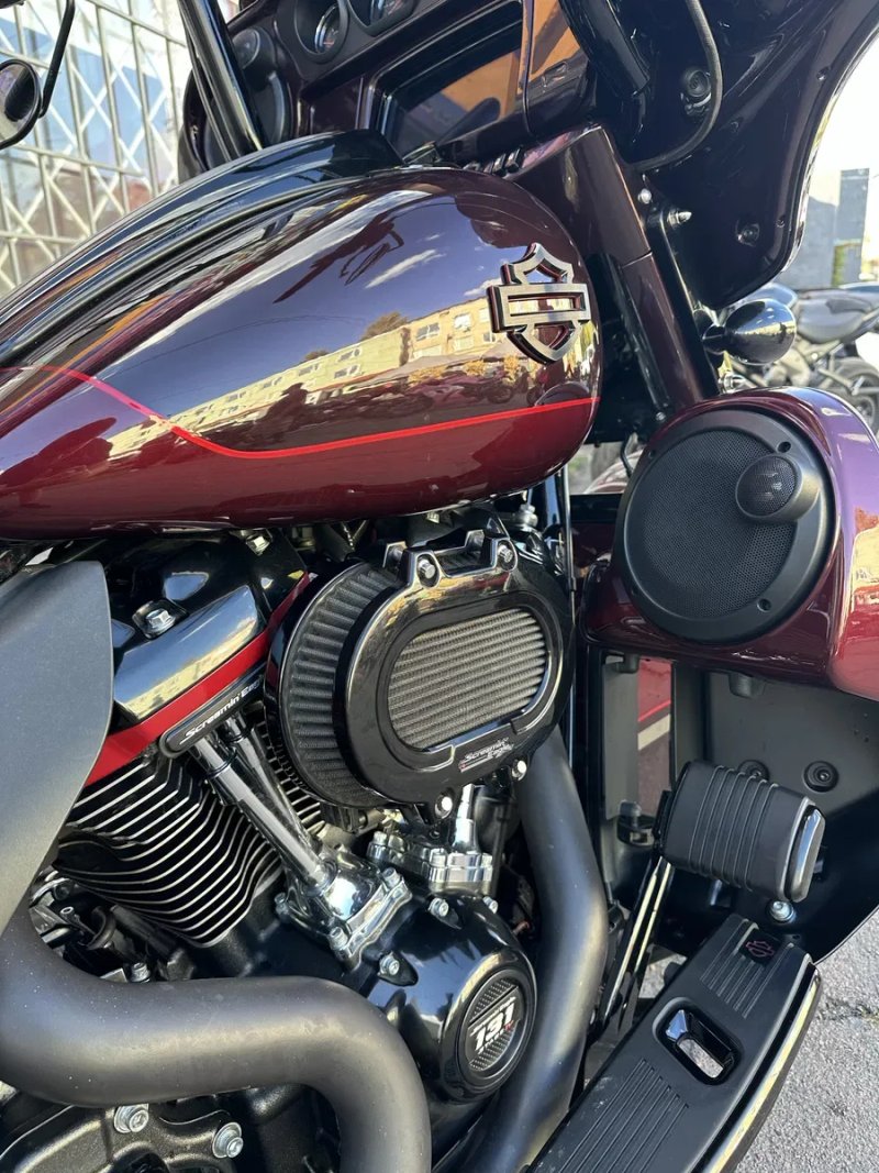 Мотоцикл Harley-Davidson Street Glide CVO Special 2019 рік — фото 3